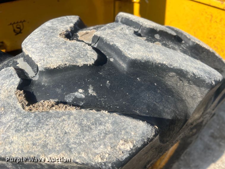 image for item LI9547 2009 John Deere 410J  backhoe