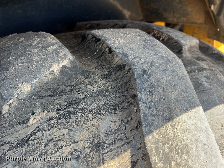 image for item LI9547 2009 John Deere 410J  backhoe