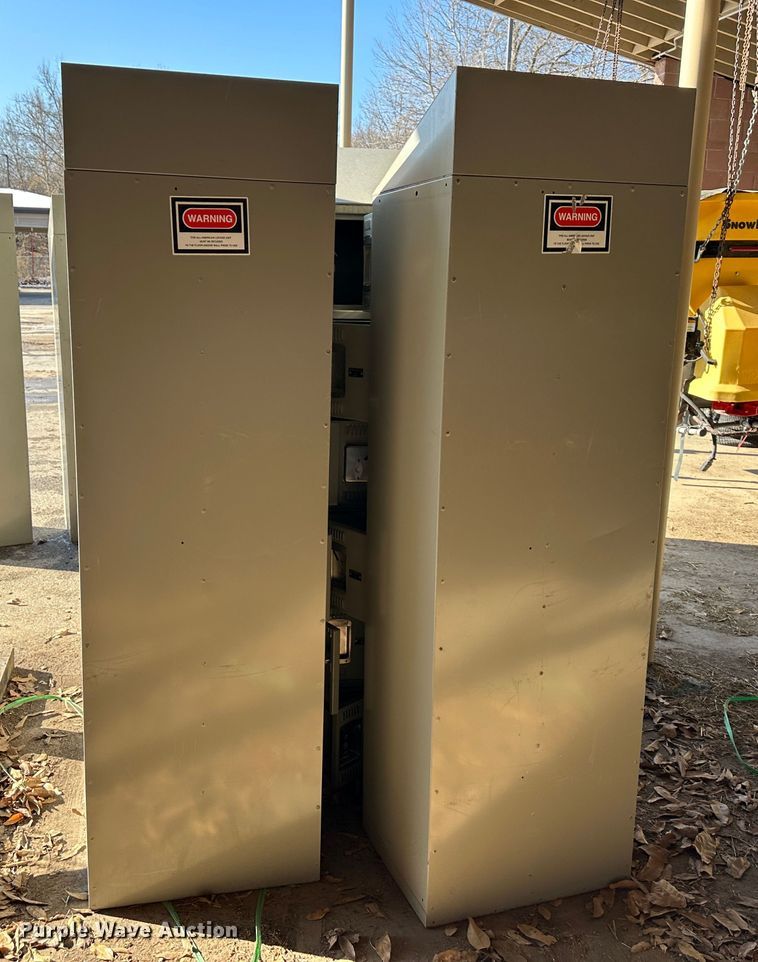 image for item LN9144 (8) lockers