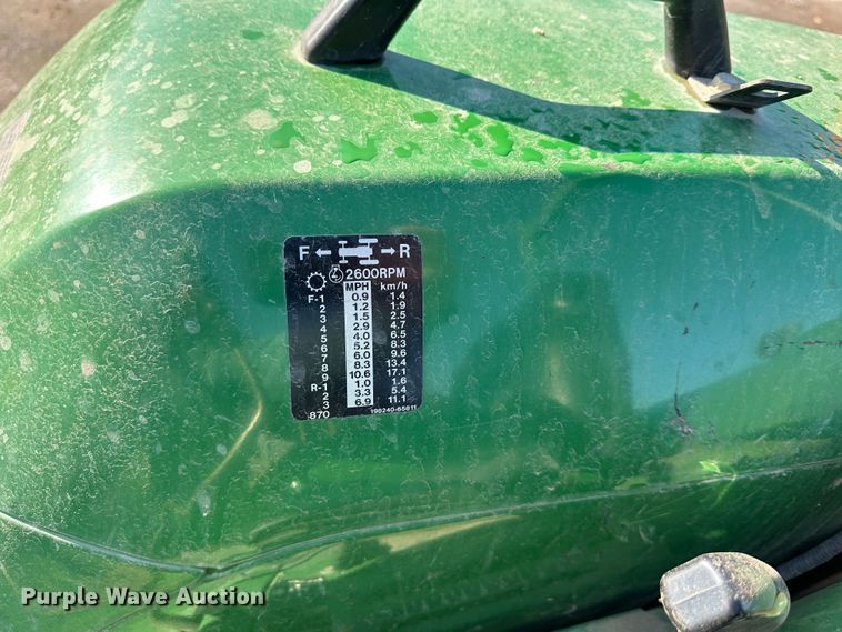 image for item LN9145 1998 John Deere 870  MFWD tractor