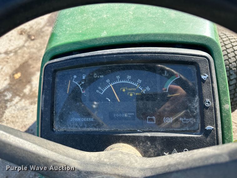 image for item LN9145 1998 John Deere 870  MFWD tractor