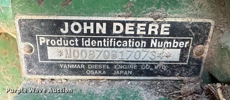 image for item LN9145 1998 John Deere 870  MFWD tractor