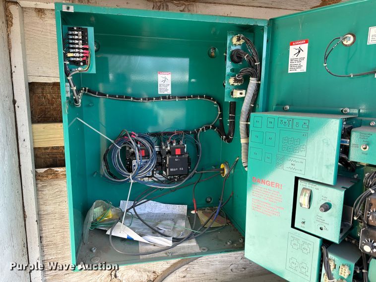 image for item LN9147 Onan LTEU 60L 234H  generator