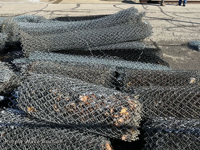 image for item LN9148 Chain link fence