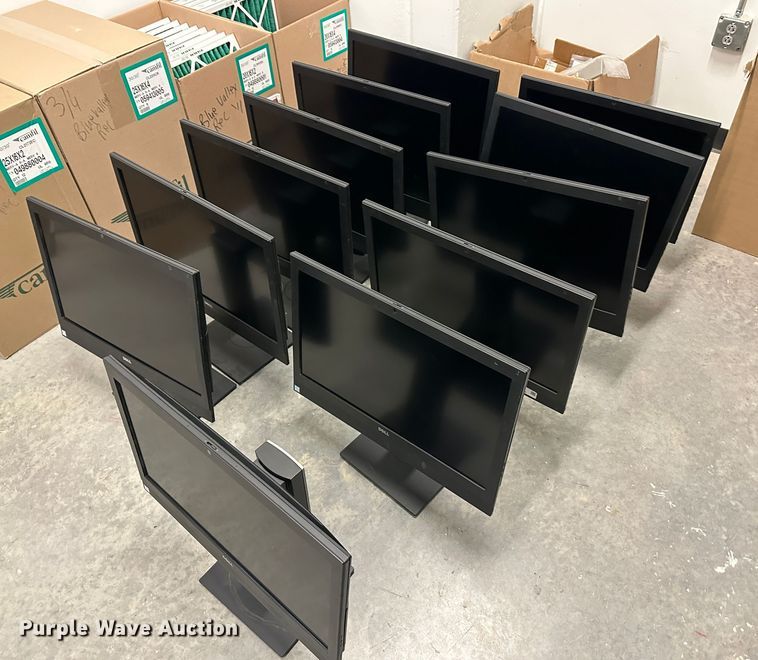 image for item LN9149 (12) Dell OptiPlex 7440 monitors