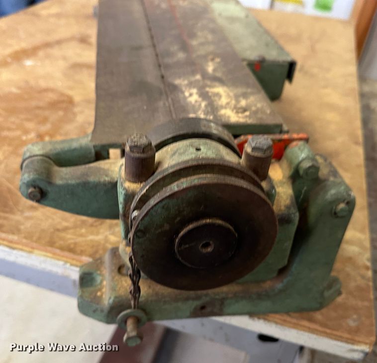 image for item LN9182 10" metal brake