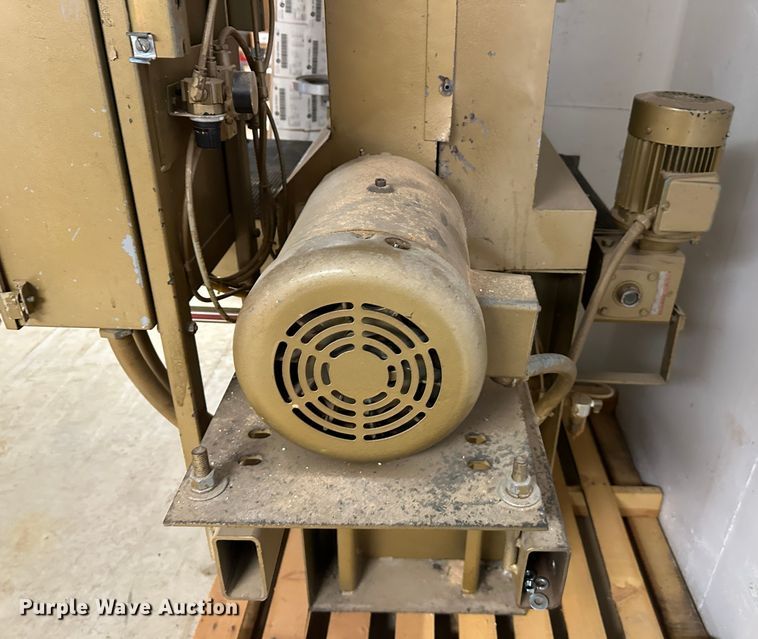 image for item LN9183 Better By Design Powermatic  planer