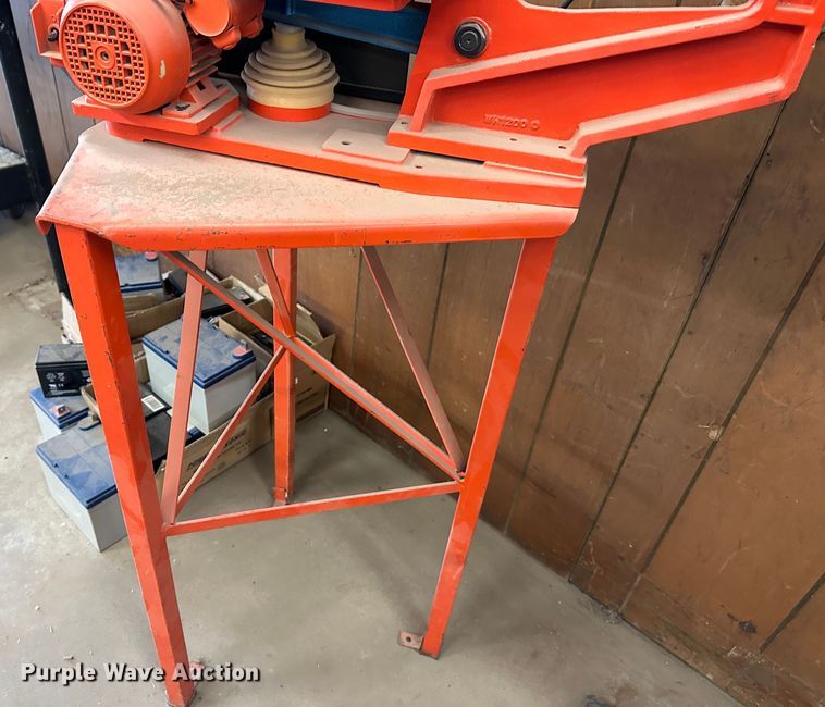 image for item LN9186 Hegner  scroll saw