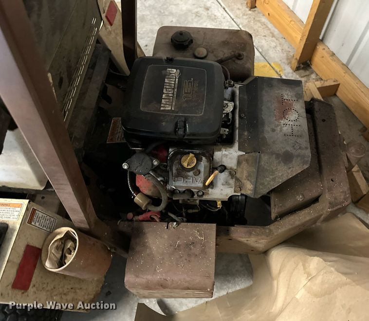 image for item LN9329 Grasshopper 616  ZTR lawn mower