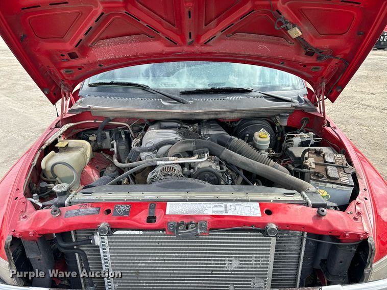 image for item LN9339 2001 Dodge Ram 2500 Laramie SLT  flatbed pickup truck