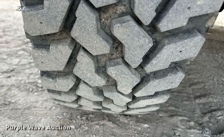 image for item LN9339 2001 Dodge Ram 2500 Laramie SLT  flatbed pickup truck