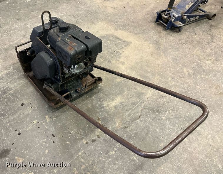 image for item LN9345 Best S28A  plate compactor