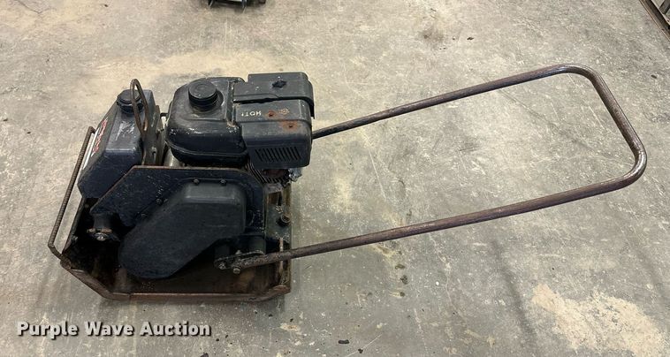 image for item LN9345 Best S28A  plate compactor