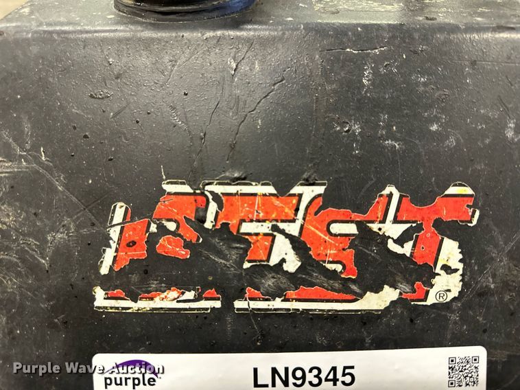 image for item LN9345 Best S28A  plate compactor