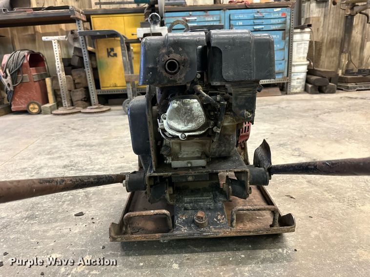 image for item LN9345 Best S28A  plate compactor