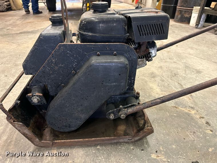 image for item LN9345 Best S28A  plate compactor