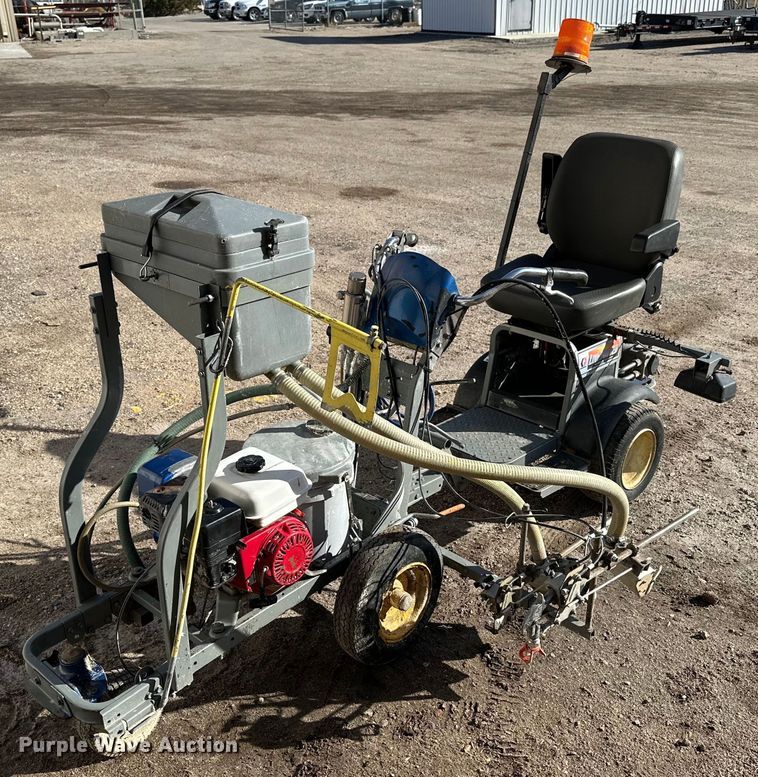 image for item LN9346 Graco LineDriver  paint striper