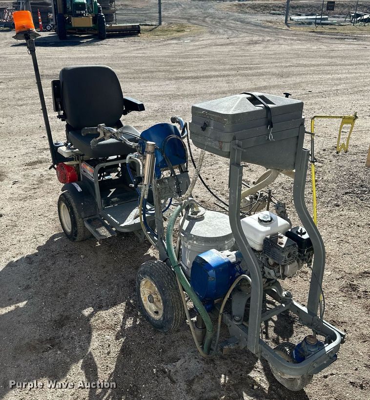 image for item LN9346 Graco LineDriver  paint striper