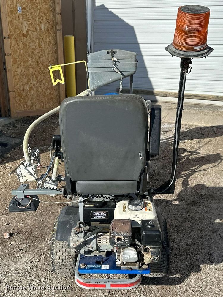 image for item LN9346 Graco LineDriver  paint striper