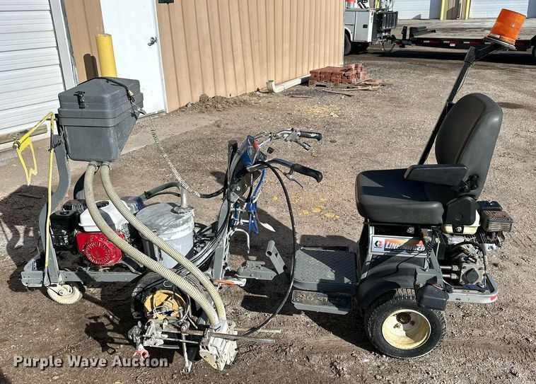 image for item LN9346 Graco LineDriver  paint striper