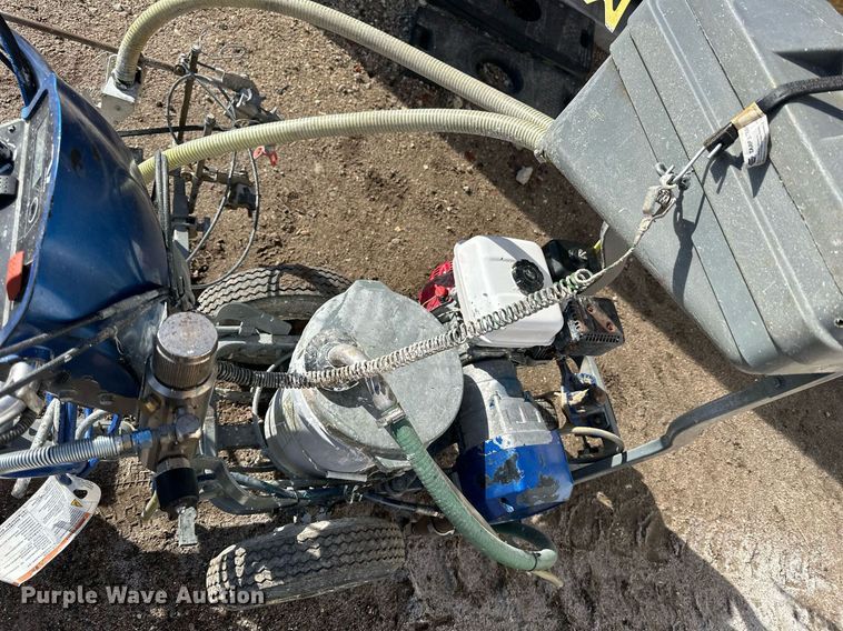 image for item LN9346 Graco LineDriver  paint striper