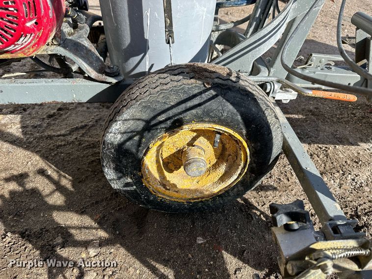 image for item LN9346 Graco LineDriver  paint striper