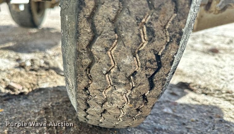 image for item LN9346 Graco LineDriver  paint striper