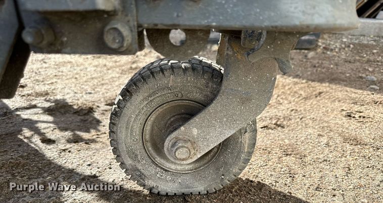 image for item LN9346 Graco LineDriver  paint striper