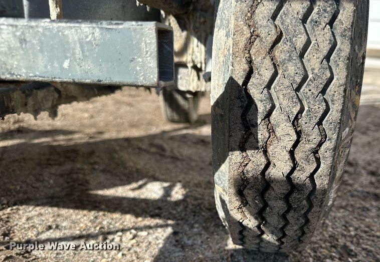 image for item LN9346 Graco LineDriver  paint striper