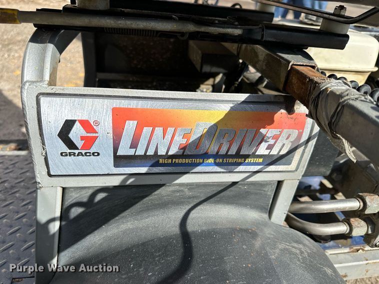 image for item LN9346 Graco LineDriver  paint striper
