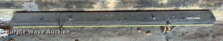 image for item LN9347 (19) snow plow cutting edges