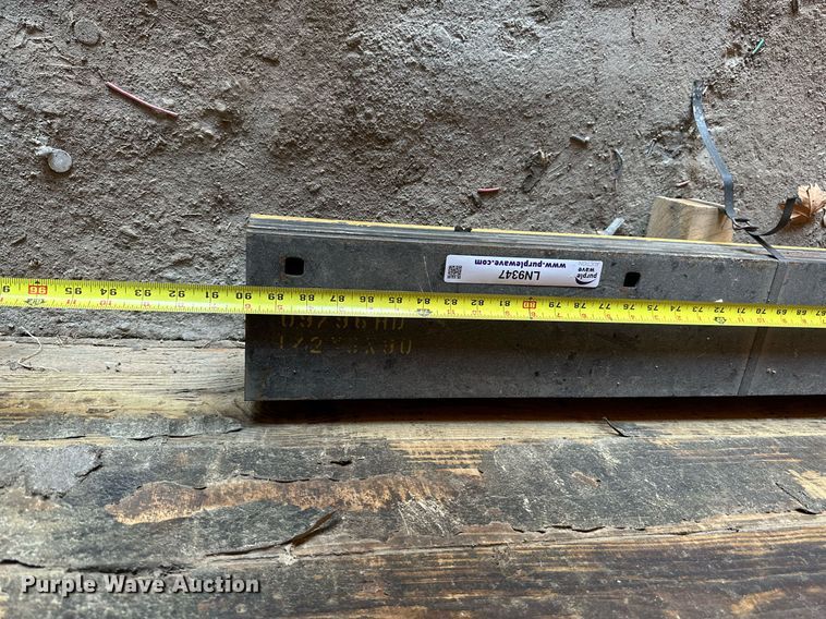 image for item LN9347 (19) snow plow cutting edges