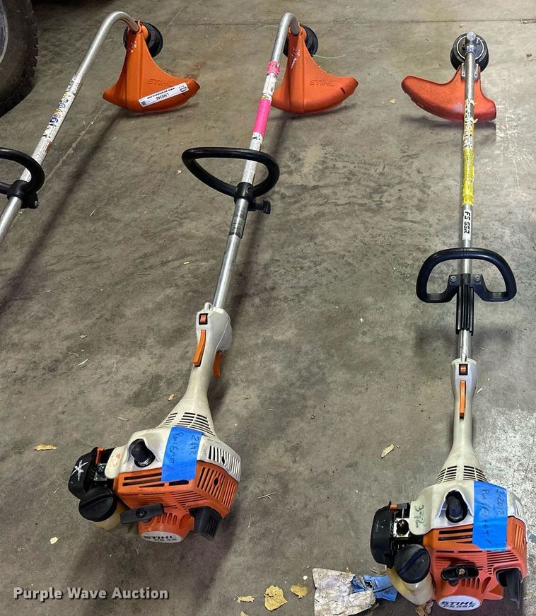 (3) Stihl string trimmers in Hays, KS Item LN9348 sold Purple Wave