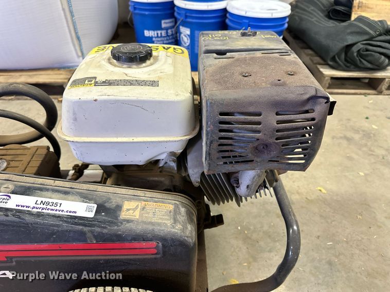 image for item LN9351 RSC 3004  pressure washer