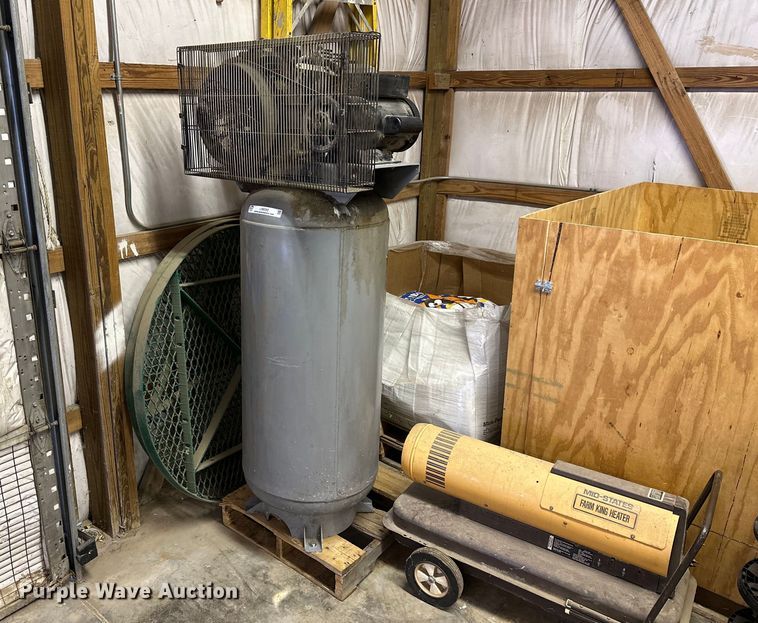 image for item LN9352 Ingersoll Rand T30  air compressor