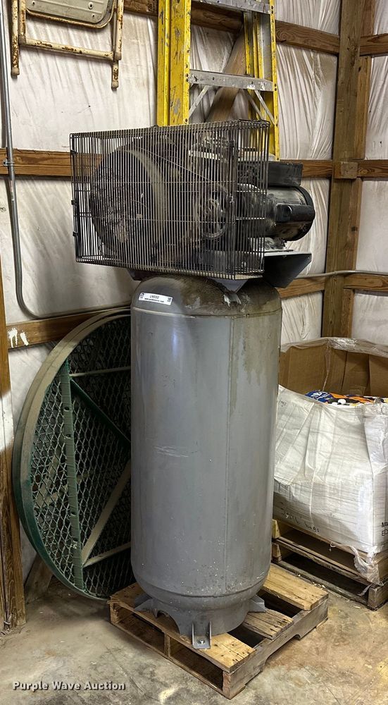 image for item LN9352 Ingersoll Rand T30  air compressor