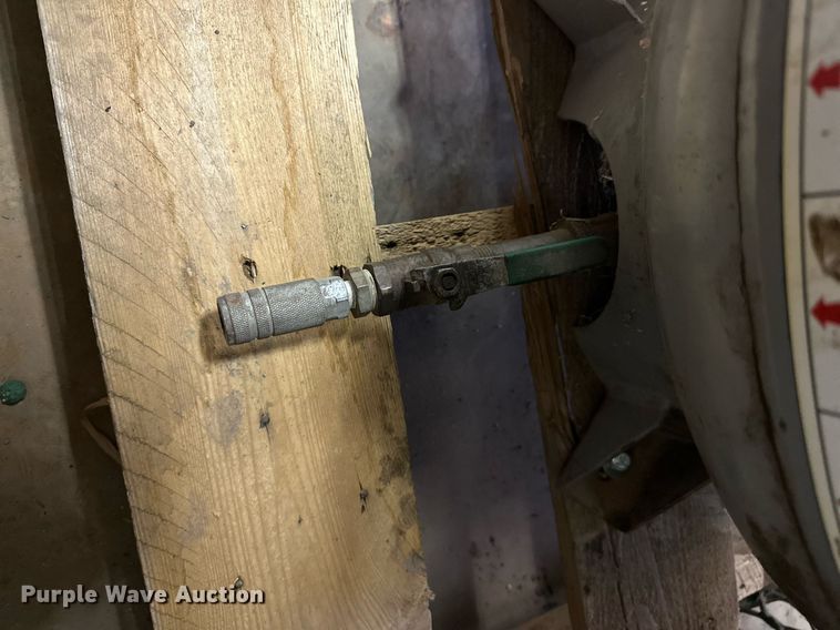 image for item LN9352 Ingersoll Rand T30  air compressor