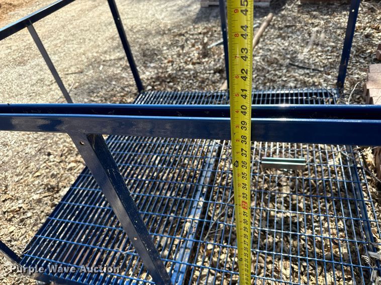 image for item LN9355 Steel pallet