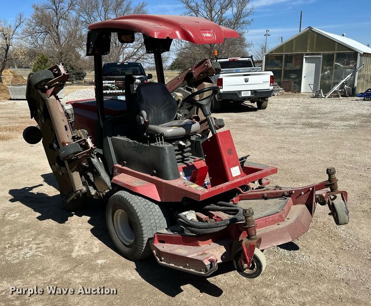 image for item LN9356 Toro Groundsmaster 4000D  lawn mower