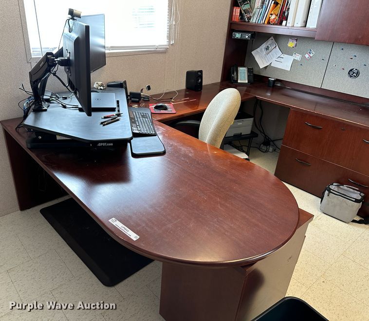 image for item LP9843 Office supplies