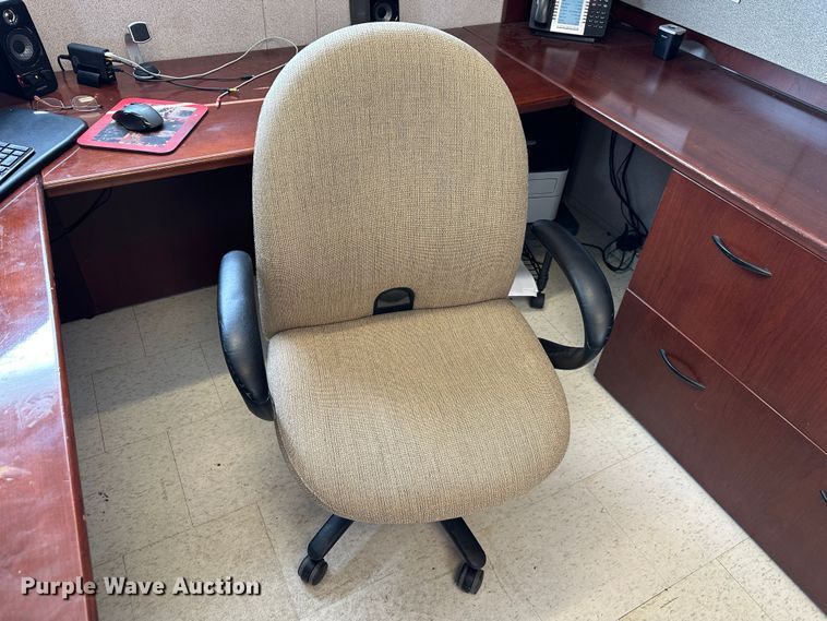 image for item LP9843 Office supplies