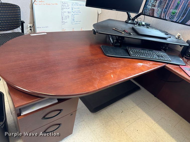 image for item LP9843 Office supplies