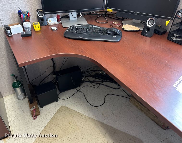 image for item LP9843 Office supplies