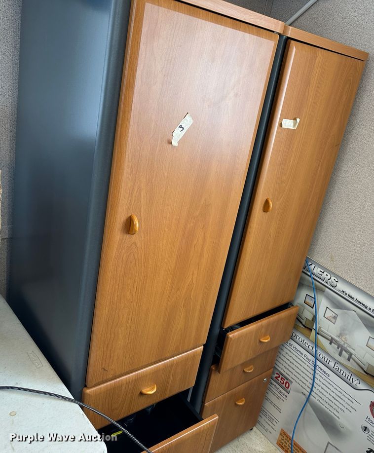 image for item LP9843 Office supplies