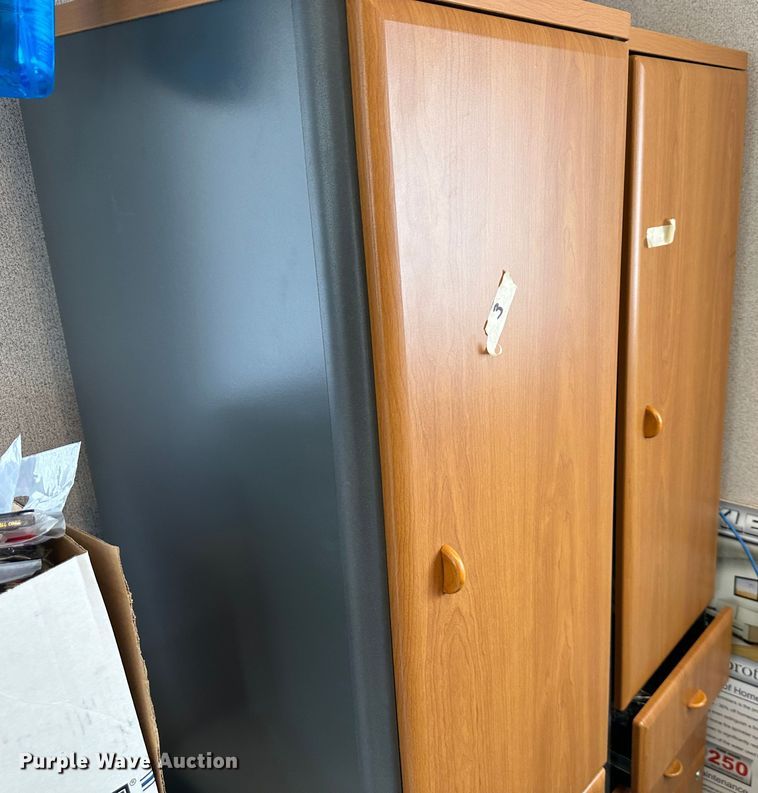 image for item LP9843 Office supplies