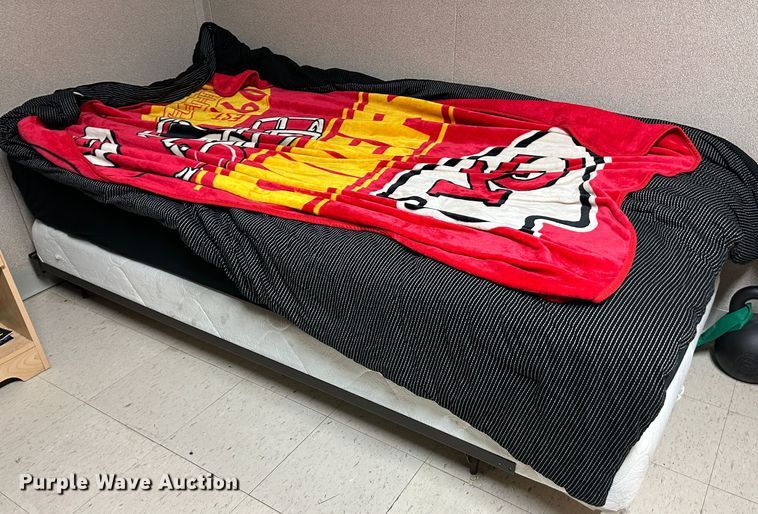 image for item LP9844 Office supplies