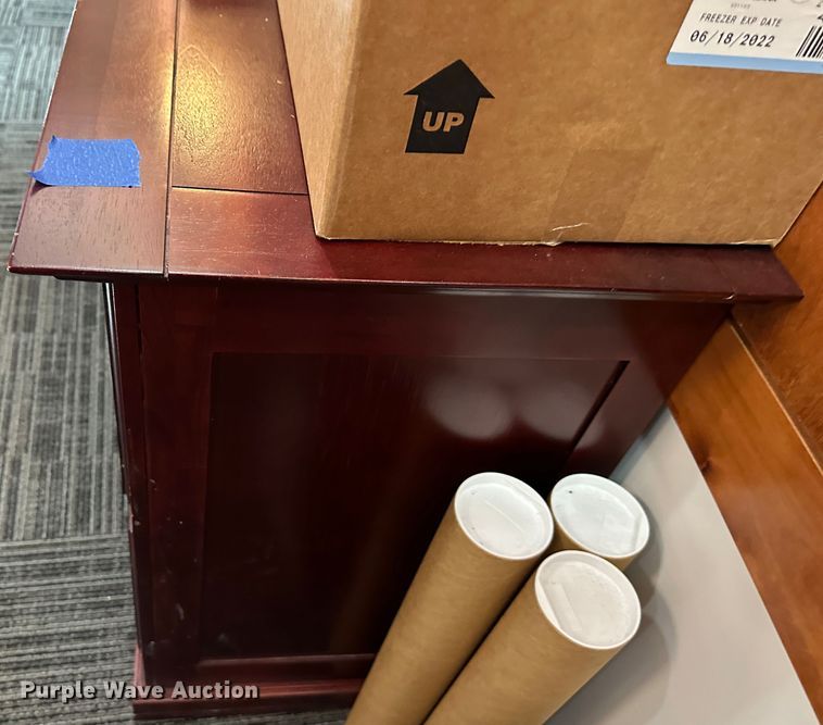 image for item LP9846 Office supplies