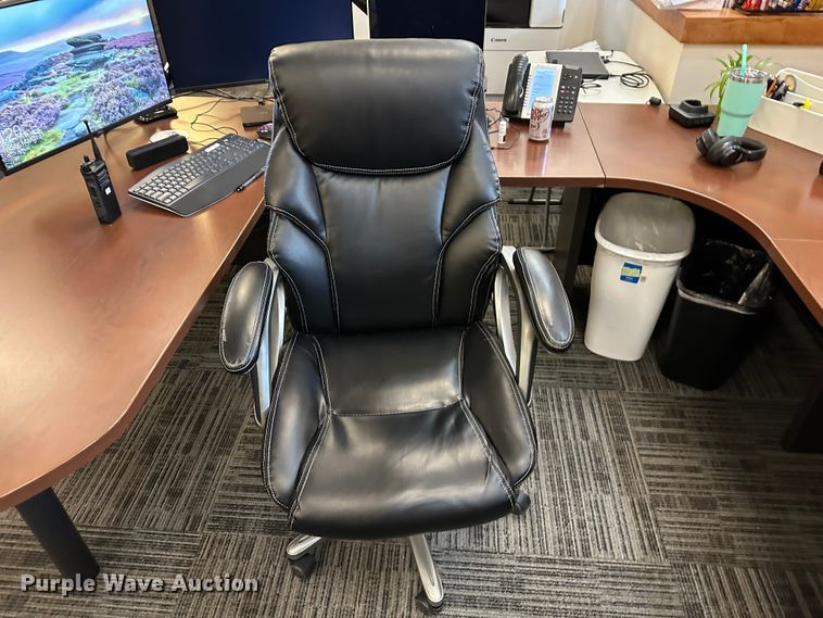 image for item LP9846 Office supplies