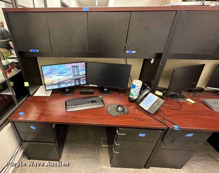 image for item LP9849 Office furniture