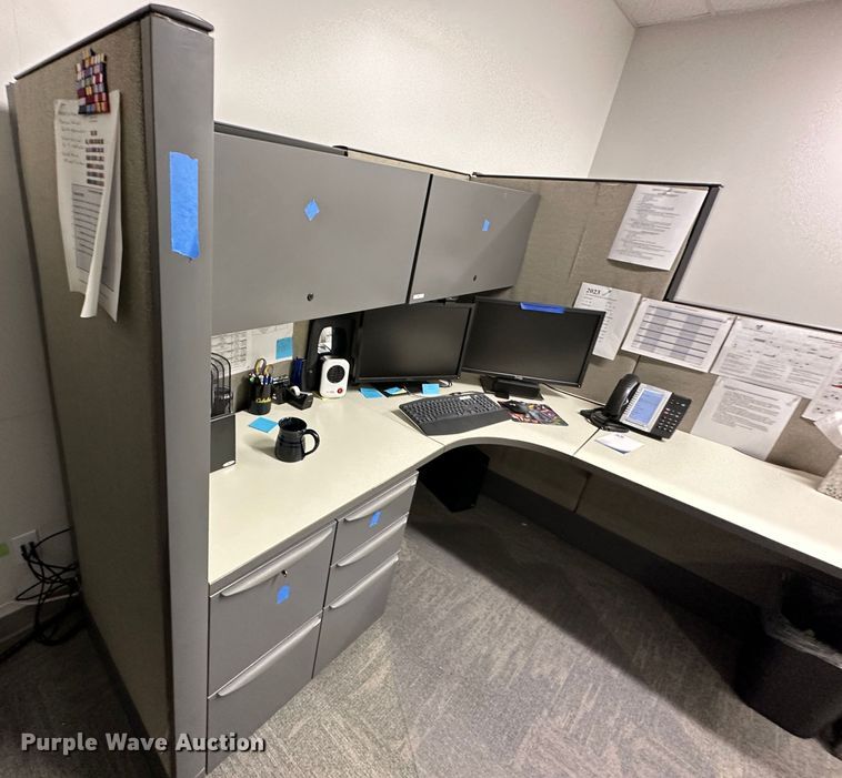 image for item LP9849 Office furniture